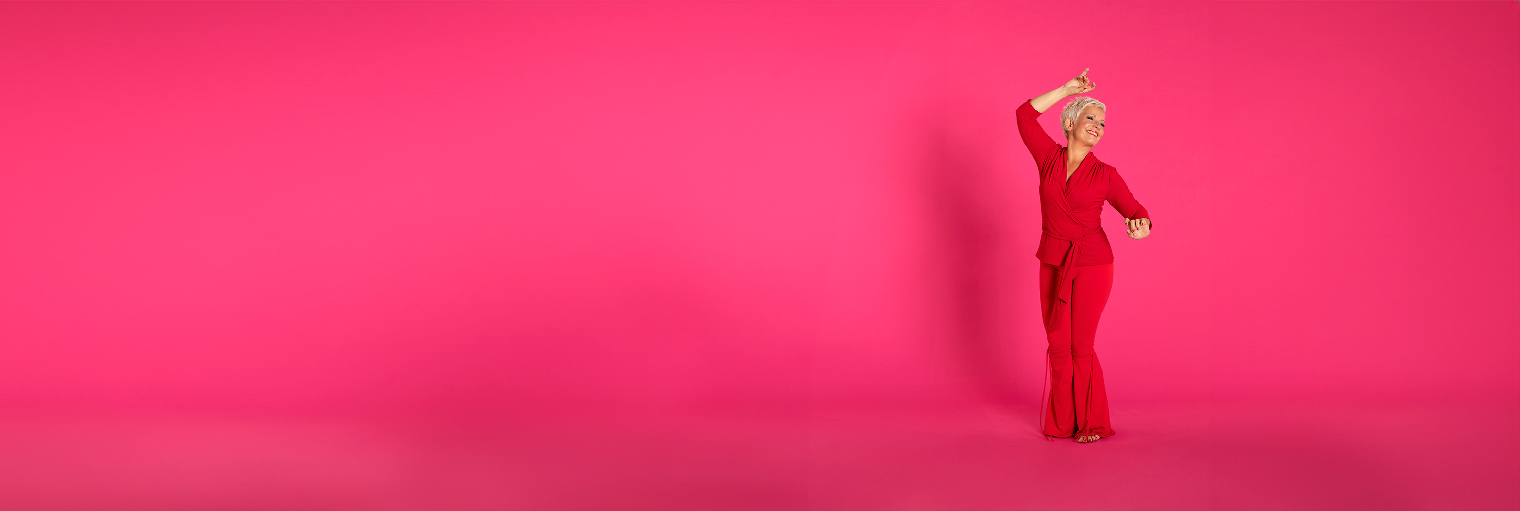 Susanne Kluge Paustian mit ihrem Buch -Dance like nobody is watching- 